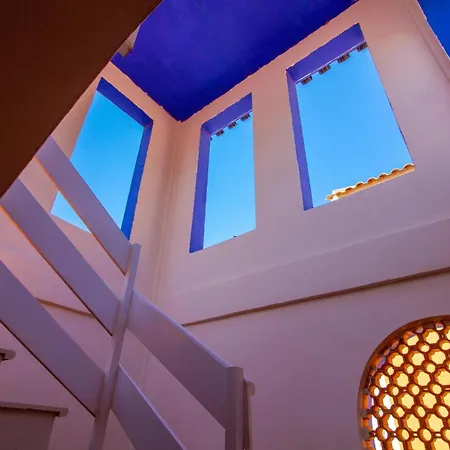 Beautiful In With Kitchen